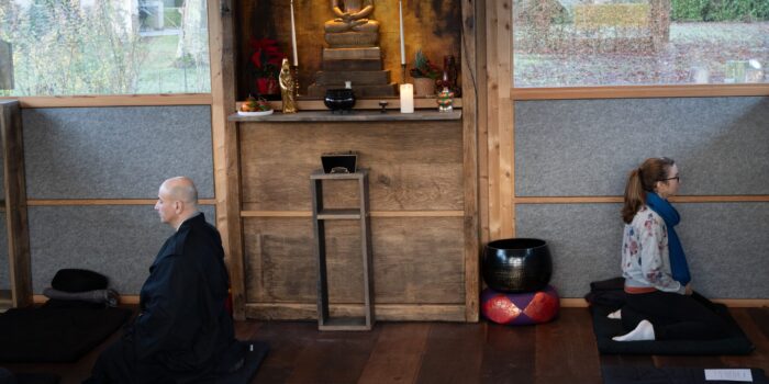 méditation dans le zen dojo de Hal